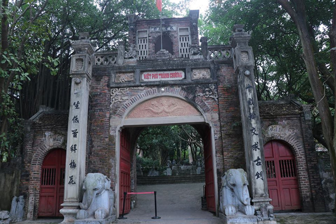 Những[-]ai[-]phải[-]chịu[-]trách[-]nhiệm[-]việc[-]'xẻ[-]thịt'[-]đất[-]rừng[-]Sóc[-]Sơn?